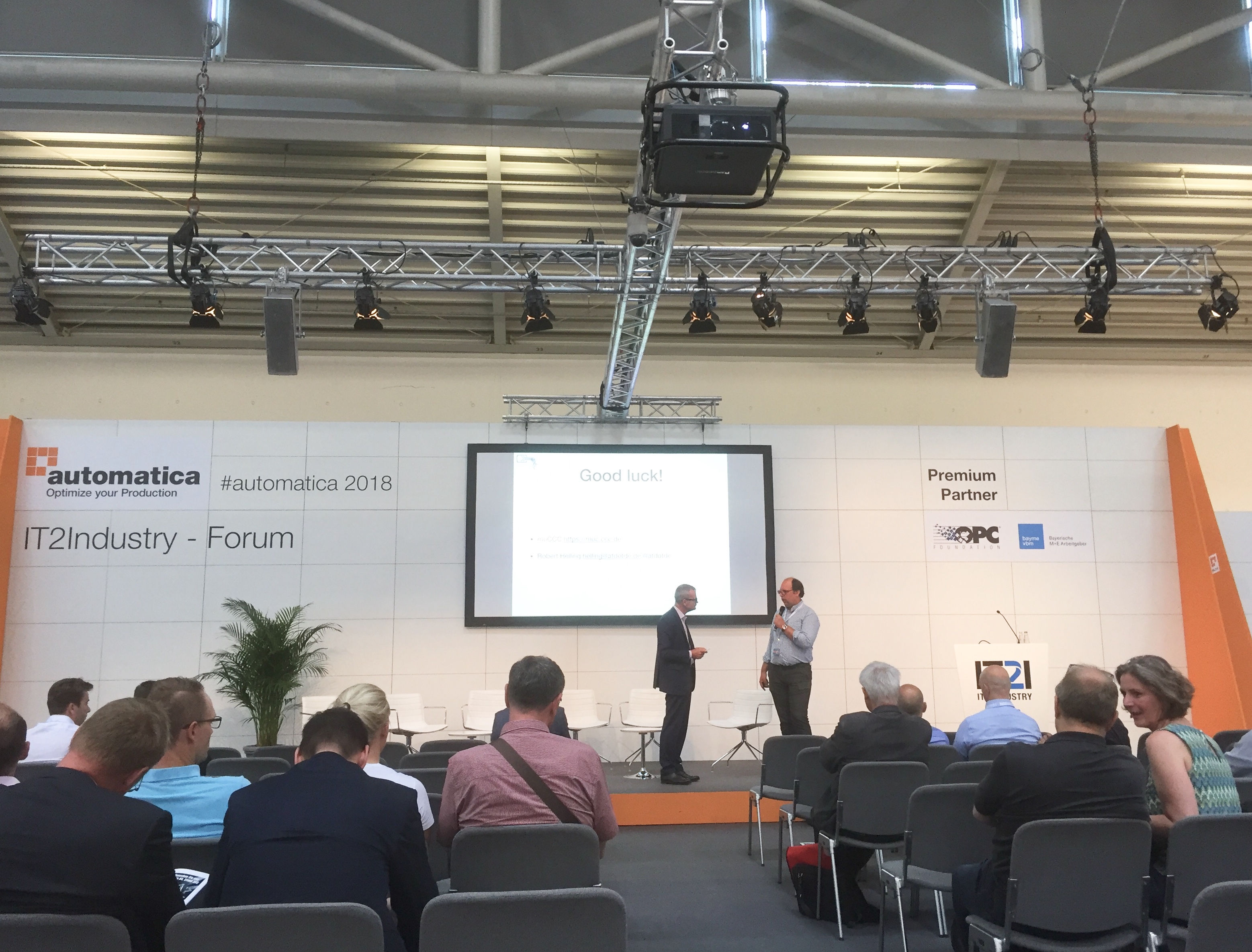Keynote Dr. Robert Helling, Chaos Computer Club München automatica 2018 IT2Industry Forum 20 June 2018